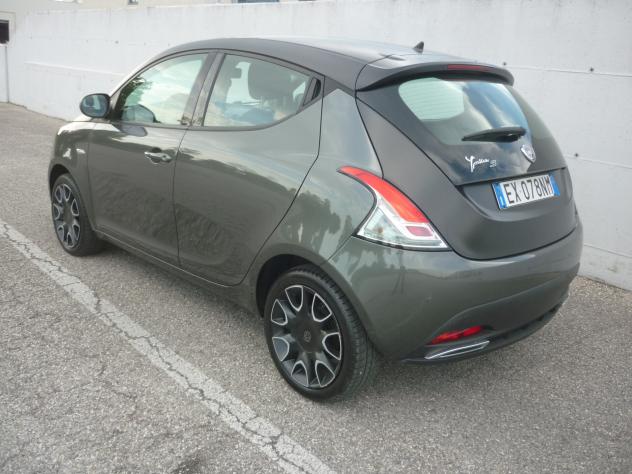 Lancia Ypsilon 1.2 69 CV 5 P. S Momodesign Km 80.000 - Foto 2