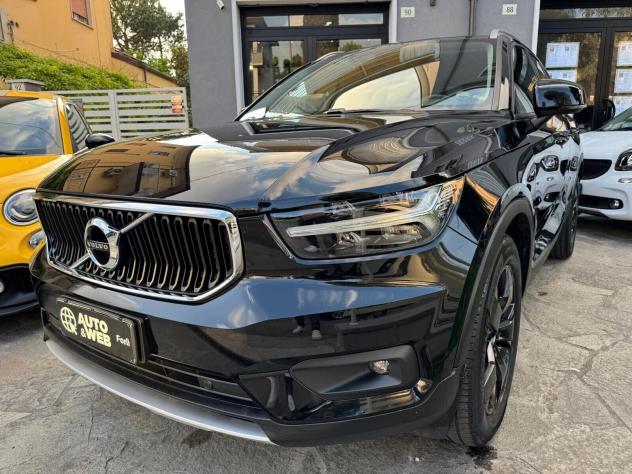 VOLVO XC40 D3 GEARTRONIC R-DESING 150cv - Foto 2