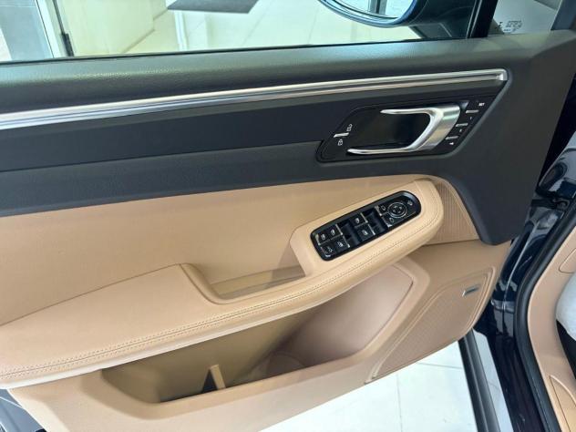 PORSCHE - Macan - 2.0 - Foto 10