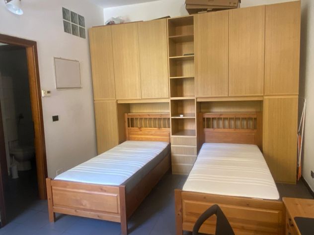 Monolocale con due posti letto in bocconi - Foto 4