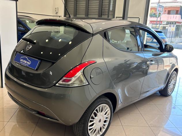 Lancia Ypsilon 1.2 69 CV 5 porte Gold - Foto 9