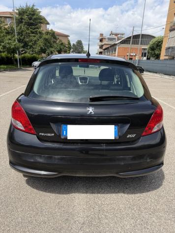 Peugeot 207 1.4 HDI - NEOPATENTATI - BUONE CONDIZIONI - - Foto 3