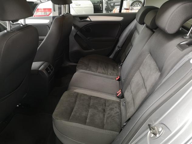 Volkswagen Golf 2.0 TDI 140CV DPF 5p. Highline - Foto 10