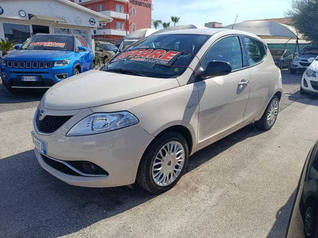 Lancia Ypsilon 1.2 69CV 5 porte 58000 km - Foto 5