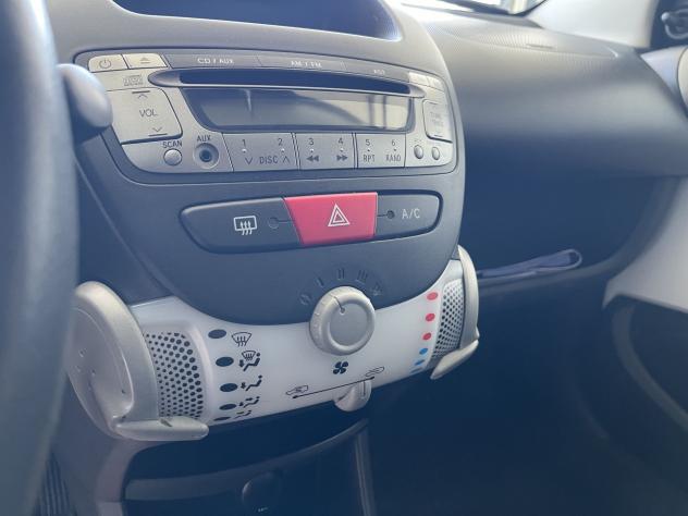 Peugeot 107 107 5p 1.0 12v Active - Foto 9