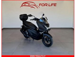 Kymco Skytown 125 (BAULE+PARABREZZA)