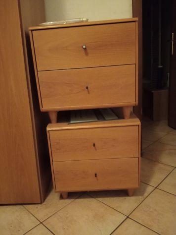 Vendo due comodini