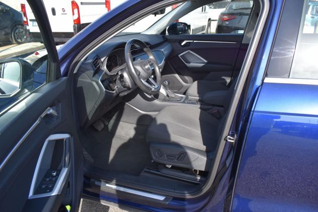 Audi Q3 40 TDI quattro S tronic Business Advanced - Foto 8