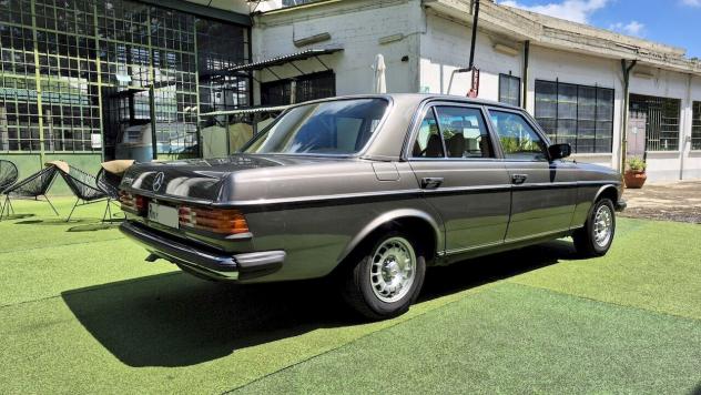 Mercedes-Benz 240 D Berlina W123 - 1980 - Foto 10