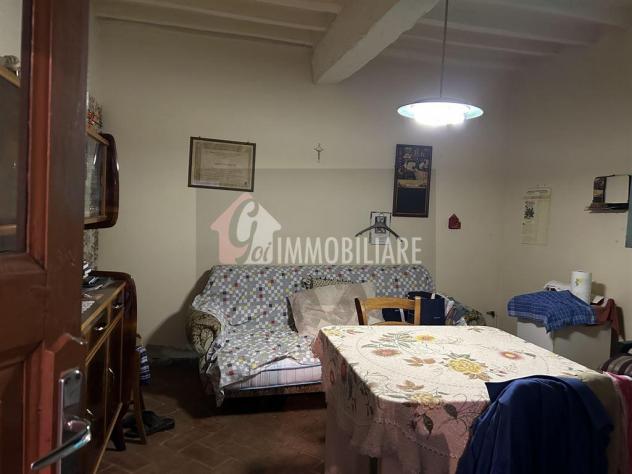 CASA SEMINDIPENDENTE CON AMPIO RUSTICO E GIARIDNO INTERNO - Foto 7