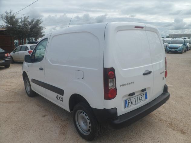 Peugeot Partner furgone 4x4 3 posti - Foto 4