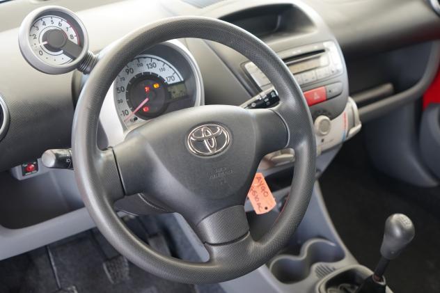 Toyota Aygo 1.0 12V VVT-i 3 porte Sol - Foto 9