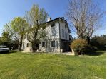 A713. CARPI. VILLA CON PISCINA, VIGNETO E CANTINA VITIVINICOLA