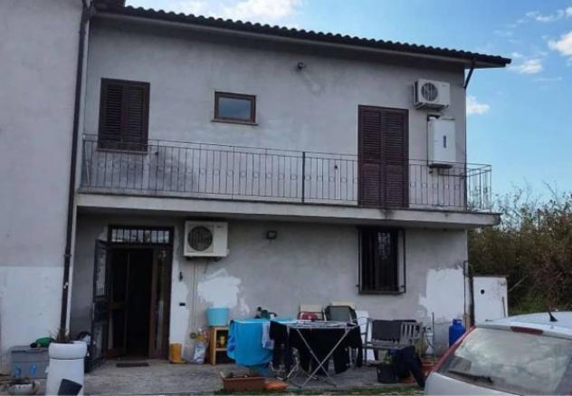 Immobile in asta di 236 m² con più di 5 locali in vendita a Fabrica di Roma - Foto 2