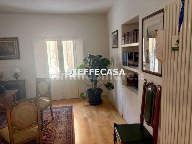 A2189 - In affitto ufficio a Marsala in centro storico con balcone sulla chiesa Madre - Foto 3