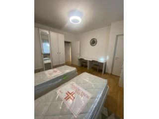 Stanza in appartamento in affitto a Novara