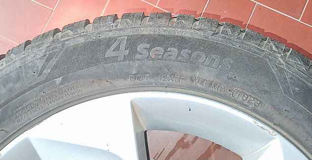 Due ruote complete di pneumatici 4 stagioni per Skoda Yeti - Foto 4