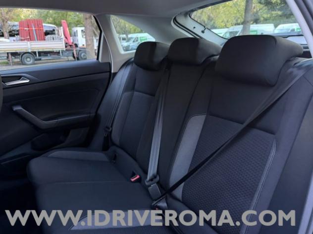 VOLKSWAGEN Taigo Taigo 1.0 tsi 95cv rif. 24193366 - Foto 10