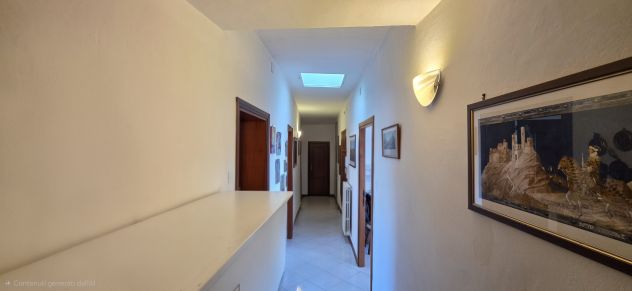 APPARTAMENTO SECONDO PIANO VIA CAMOLLIA PANORAMICO - Foto 6