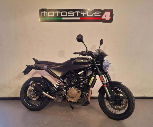 HUSQVARNA Svartpilen 401 2022