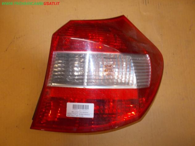 FANALE POST.D. ROSSO BIANCO BMW Serie 1 E87 5 porte  Parti elettriche  Fanaleria  Fanali  Fanale post. sx. BMW - Serie 1 E87 5 porte - 01-08-2004 - 01
