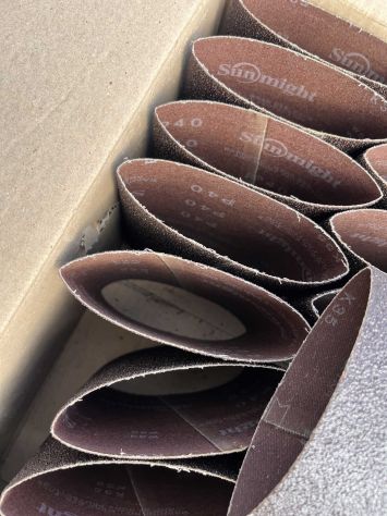 G12 Carta Abrasiva Grana 400 per cardatrice nautica Garfas