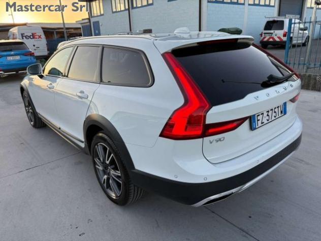VOLVO V90 Cross Country 2.0 d5 Pro awd geartronic my19 - FZ375TW rif. 23960335 - Foto 4