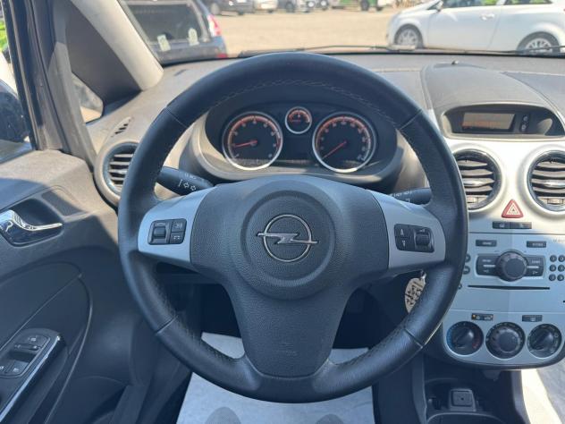 Opel Corsa 1.2 BENZ 85CV 5P KM 67000 - 2013 - Foto 7