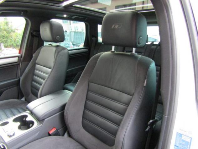 VOLKSWAGEN Touareg Touareg 3.0 V6 TDi R-LINE R LINE RLINE 110.000 KM rif. 23941868 - Foto 9