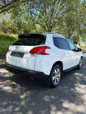Peugeot 2008 BlueHDi 100 Black Matt - Foto 4