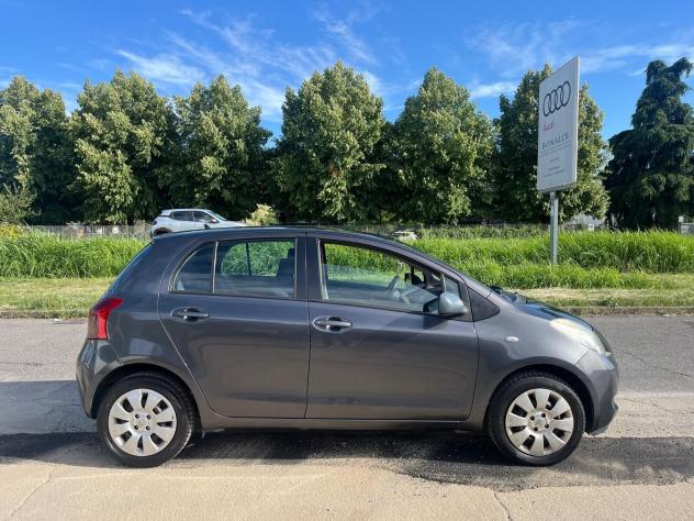 Toyota Yaris 1.0 5 porte - Foto 3