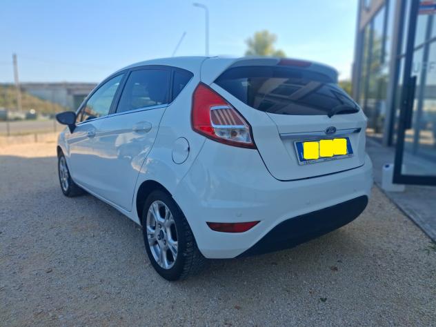 Ford Fiesta 1.5 TDCi 75CV 5 porte Titanium - Foto 8