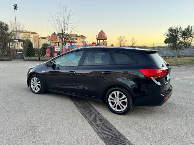 Kia Ceed 1.4 GPL SW Cool - Foto 4