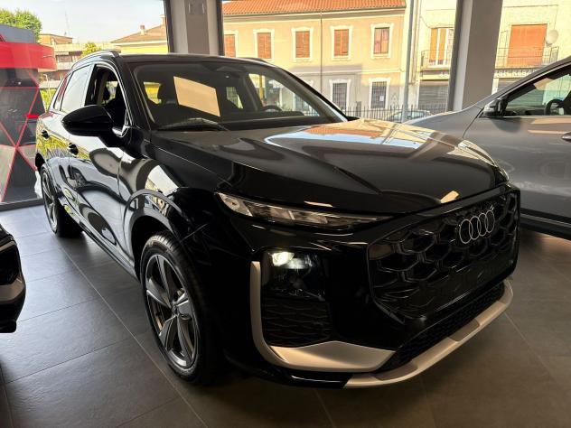 Audi Q3 TFSI 110 kW mHEV S tronic S Line edition - Foto 5