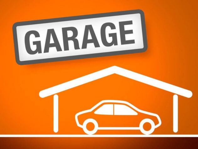 Affittasi Annualmente Garage Pisa.