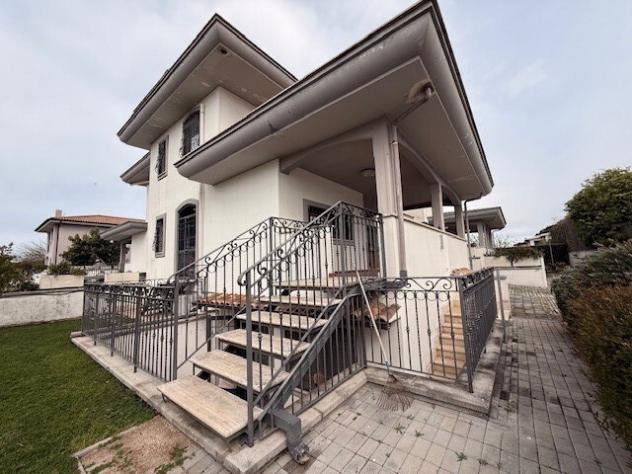 Villa in affitto a Anzio