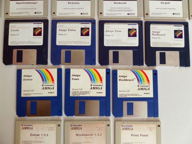 Floppy Disk Amiga (sistema operativo Workbench) VARI - Foto 5