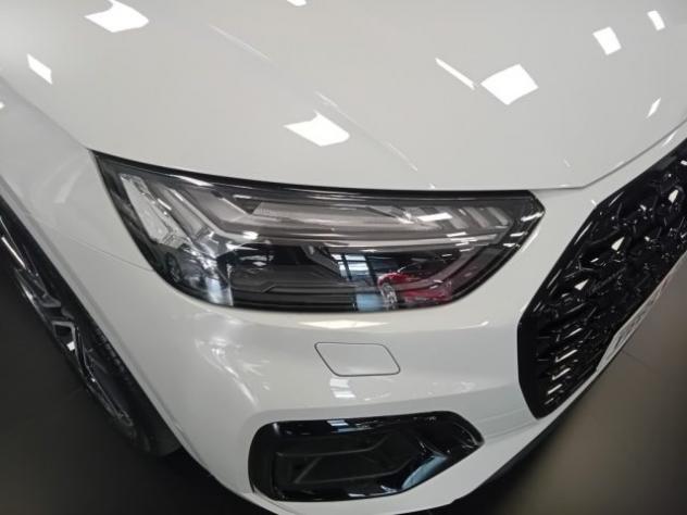 AUDI Q5 SPB 40 TDI quattro S tronic Identity Black rif. 24135698 - Foto 4