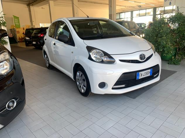 Toyota Aygo 1.0 12V VVT-i 5 porte Active Connect OK NEO PATENTATI - Foto 2