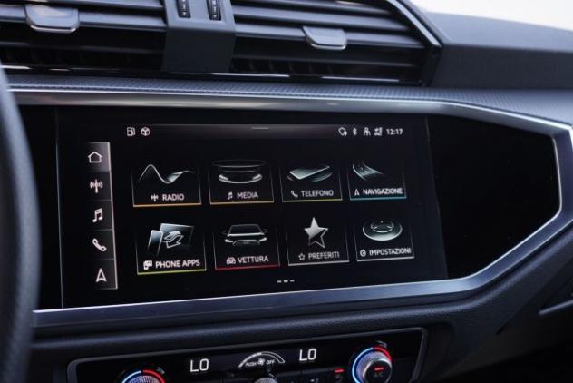 AUDI Q3 35 TDI 150CV S tronic Identity Black rif. 23841822 - Foto 9