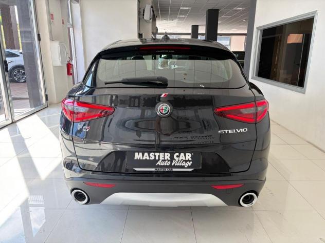 ALFA ROMEO - Stelvio - 2.2 T.diesel 210CV AT8 Q4 B-Tech - Foto 6