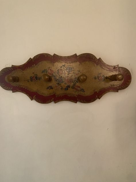 Attaccapanni in legno massello