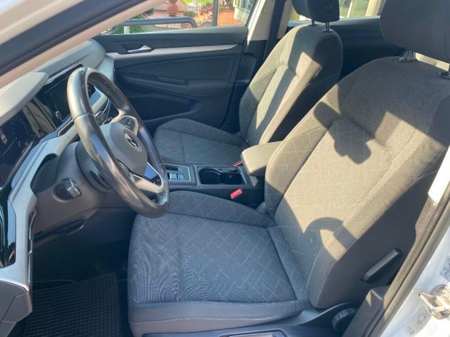 VOLKSWAGEN Golf 8ª serie Golf 1.0 eTSI EVO DSG Life - Foto 7