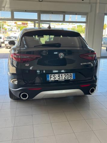 STELVIO SPORT EDITION 210 CV AT8 Q4 - Foto 5