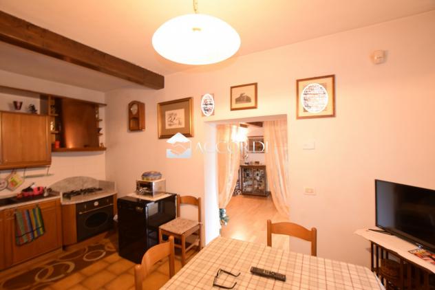 CASA INDIPENDENTE di 7 vani e di 250 mq (VIDOR) rif. DG179 - Foto 8