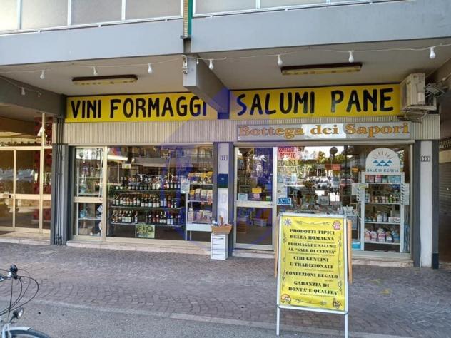 Cervia Pinarella negozio in centro commerciale - Foto 2