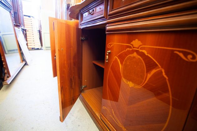 Credenza Vintage Laccato Lucido con Intarsi – 24406 - Foto 3