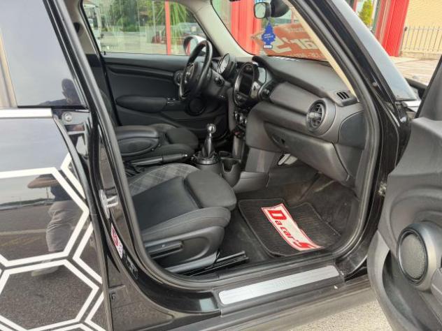 MINI Cooper D 1.5 Business 5p, NEOPATENTATI OK! - Foto 8