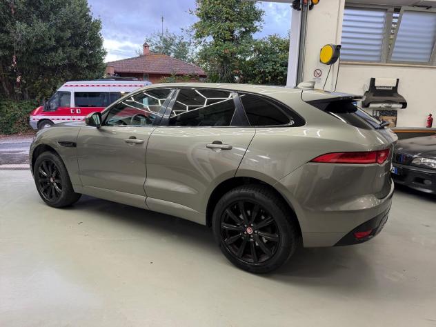 Jaguar F-Pace 2.0D 240 CV AWD - MOTORE NUOVO