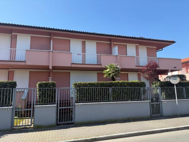 Villetta a schiera in vendita a Ronchi - Massa 75 mq Rif: 1403527